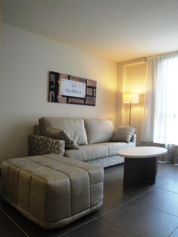 Pierre & Sants Apartment